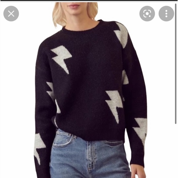 Storia Sweaters - Lightning Bolt Sweater